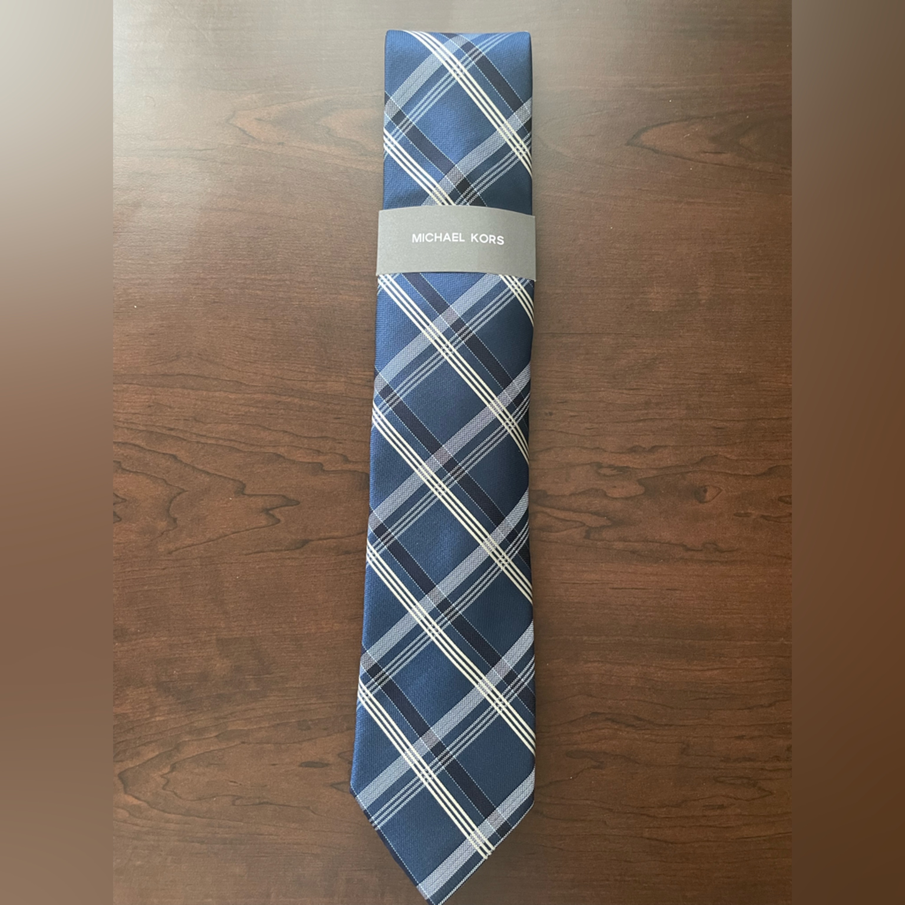 New! Michael Kors Tie